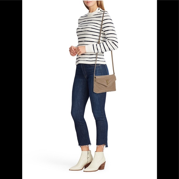 SAINT LAURENT Toy Strap Loulou Matelassé Leather Shoulder Bag - Picture 2 of 3